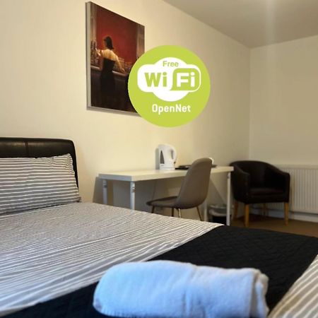 KINGS - Budget Hotel Blackburn  Eksteriør billede