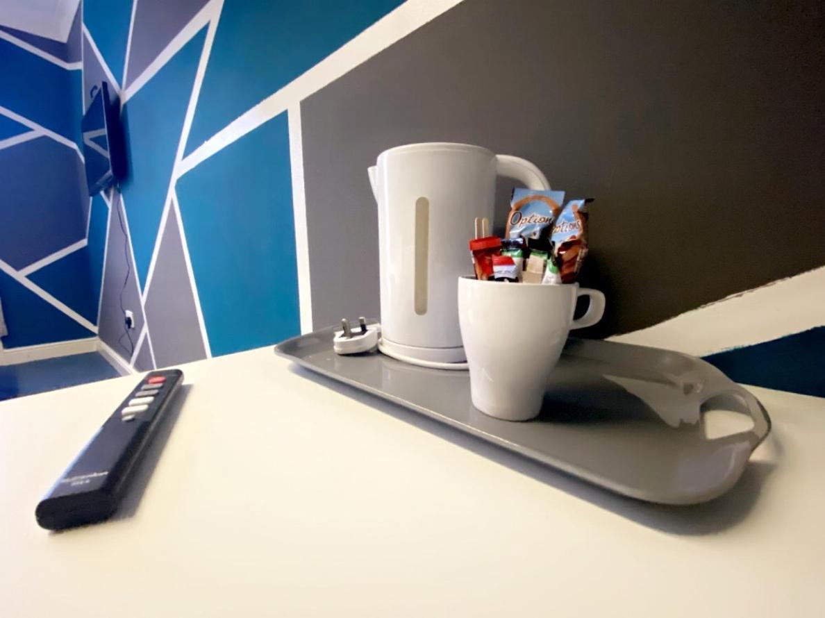 KINGS - Budget Hotel Blackburn  Eksteriør billede