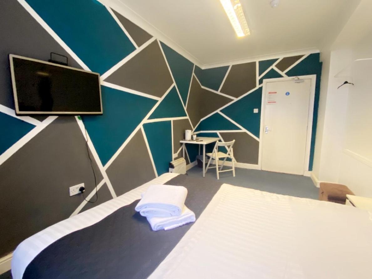KINGS - Budget Hotel Blackburn  Eksteriør billede