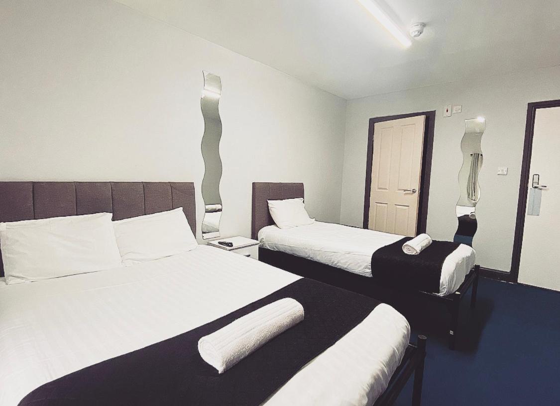 KINGS - Budget Hotel Blackburn  Eksteriør billede