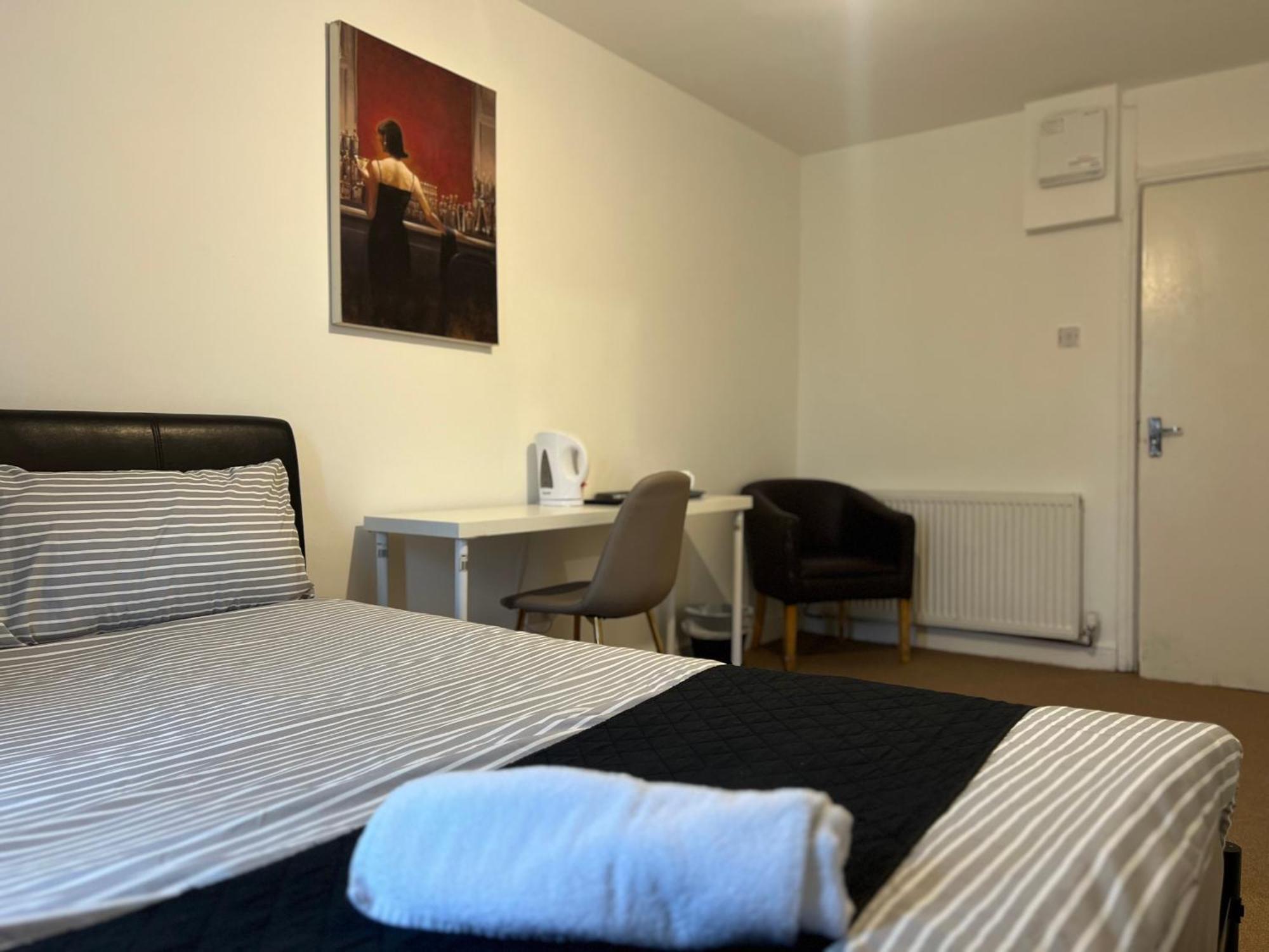 KINGS - Budget Hotel Blackburn  Eksteriør billede